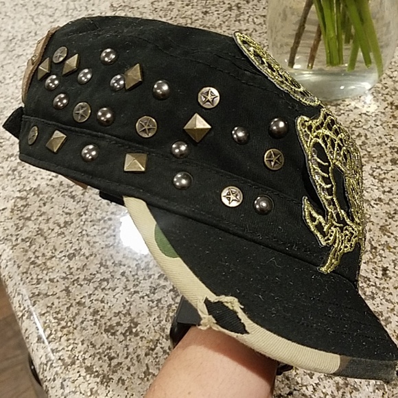 Hat - Picture 2 of 7